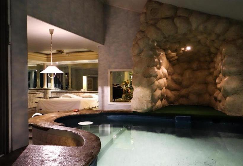 El Gran Marques Hotel/motel