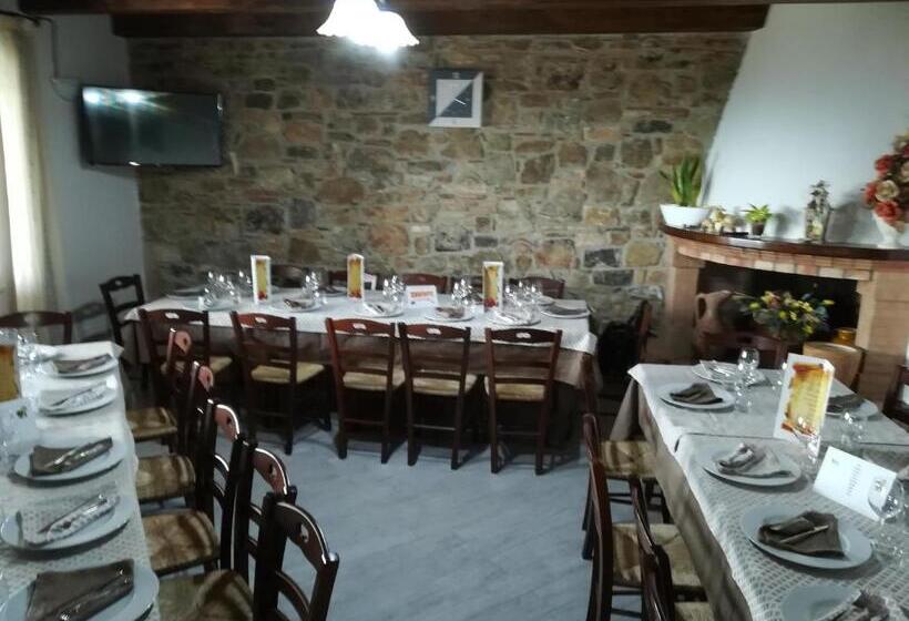 هتل Agriturismo La Vallata