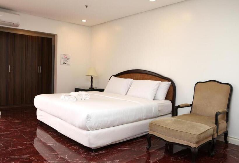 هتل Centtro Residences