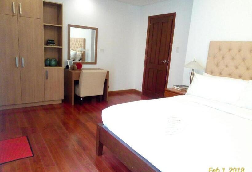 هتل Centtro Residences