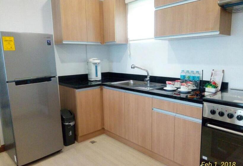 هتل Centtro Residences