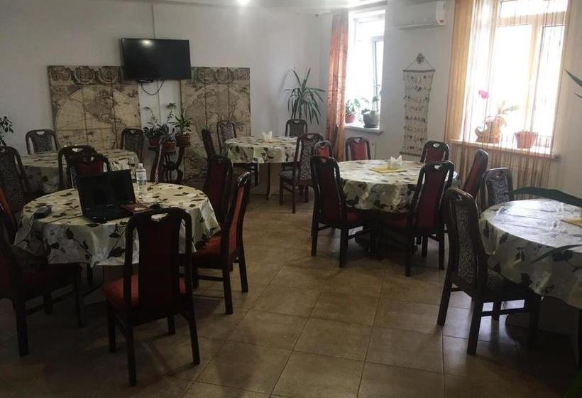 فندق Parusa Maklaia