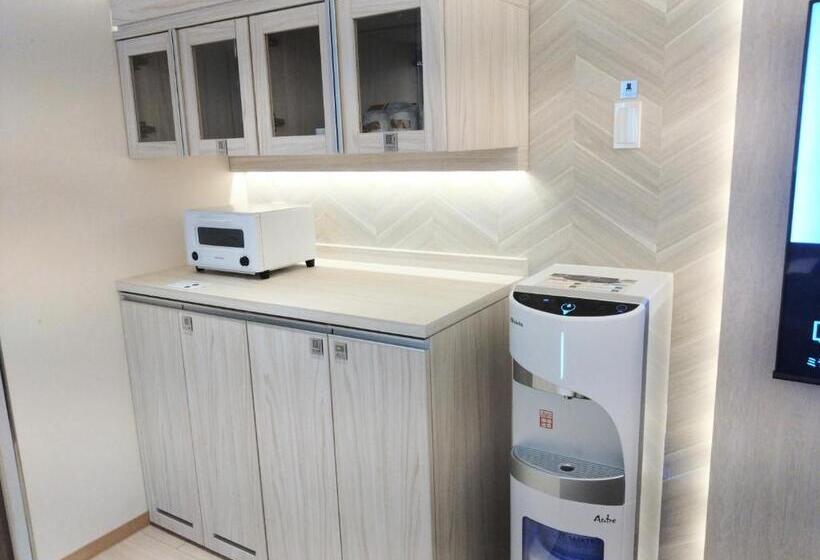 בית מלון כפרי The Graf Matsubara