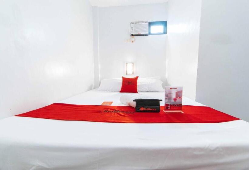 هتل Reddoorz At San Antonio Binan Laguna