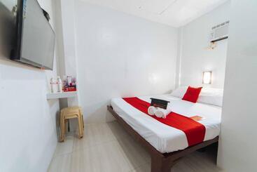 هتل Reddoorz At San Antonio Binan Laguna