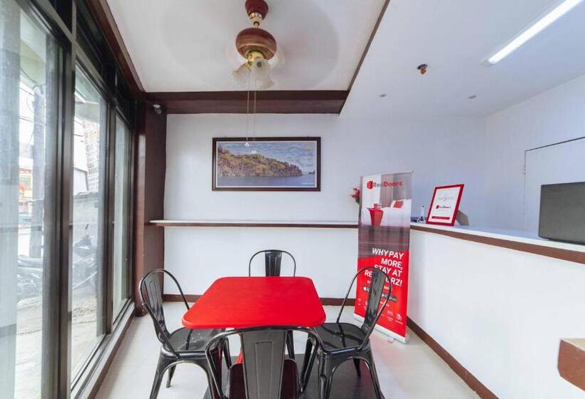 هتل Reddoorz At San Antonio Binan Laguna