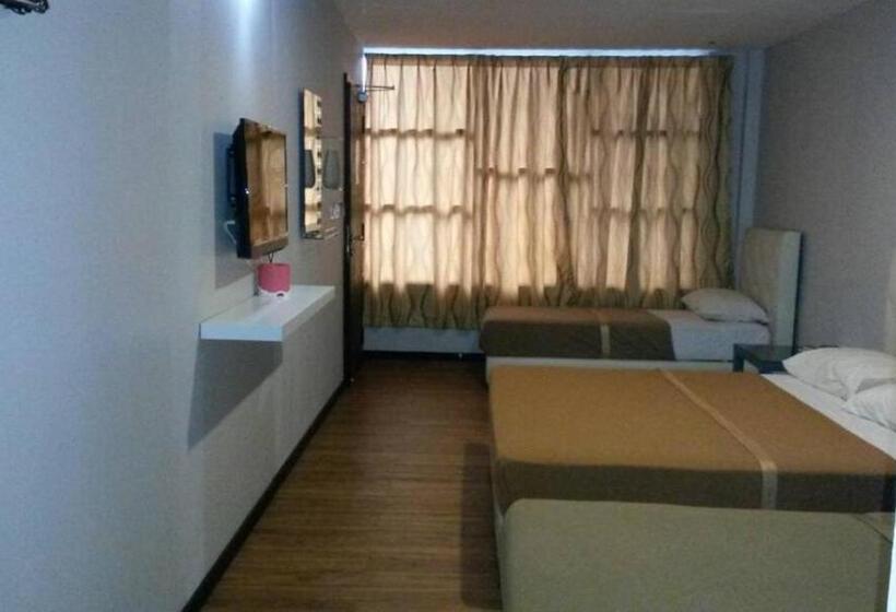 Отель Selesa View Gambang
