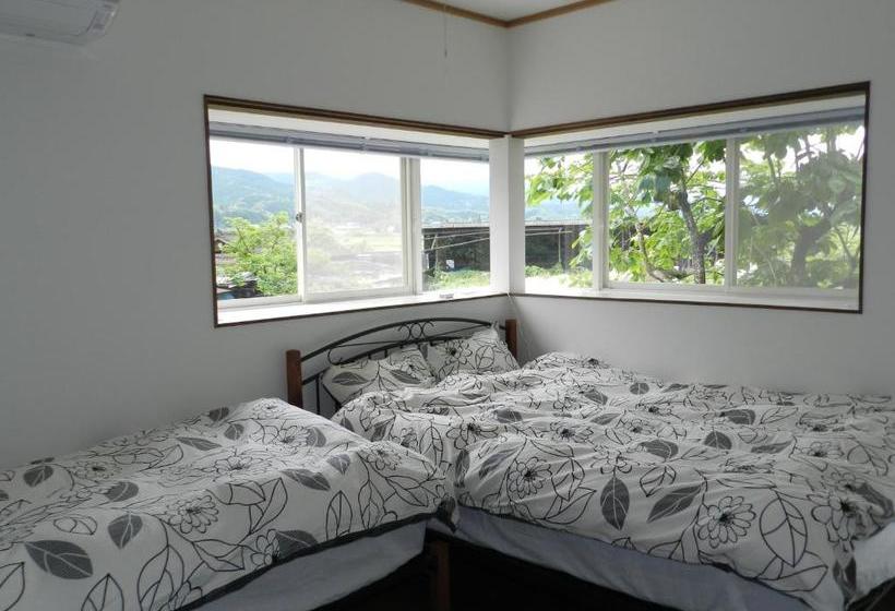 פנסיון B&b Toyonoakari