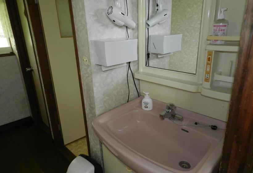 פנסיון B&b Toyonoakari