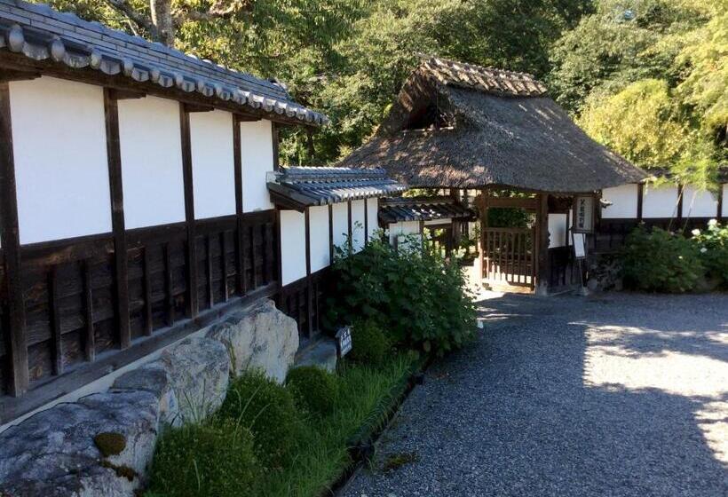 پانسیون Jonni`s Place
