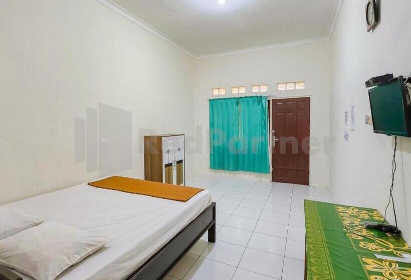 بنسيون Griya Tambun Raya Redpartner