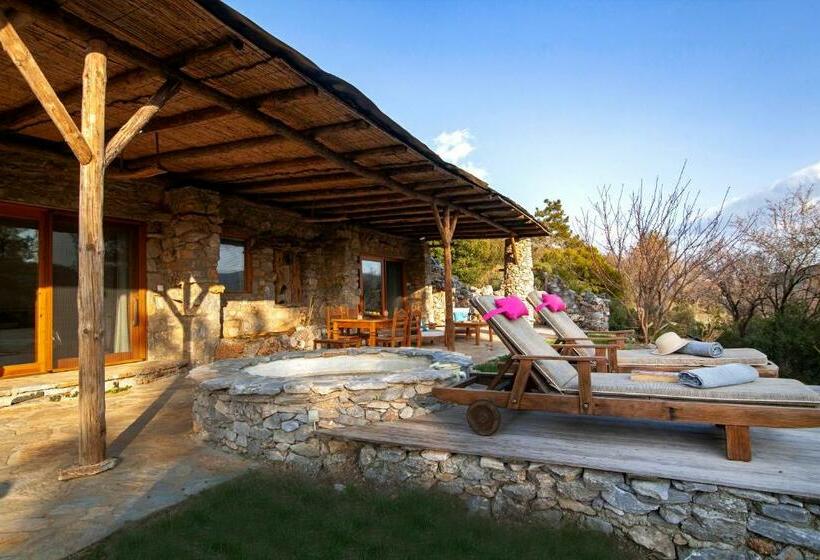 리조트 Yenice Vadi   Natural Life Village