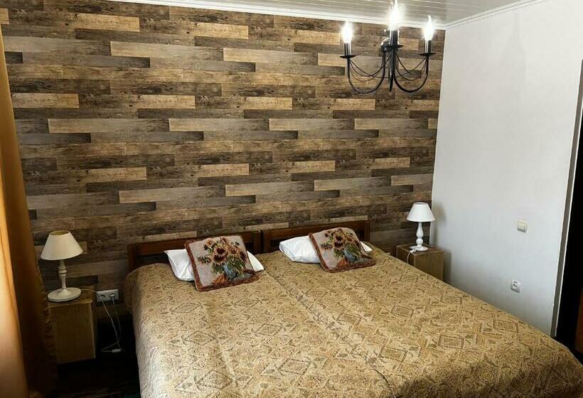 Hostel дальний кордон