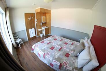 هاستل Hébergement Maison Fortier