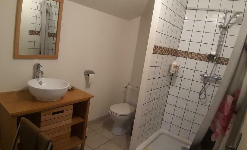 مبيت وإفطار La Ferme Du Bouton D Or