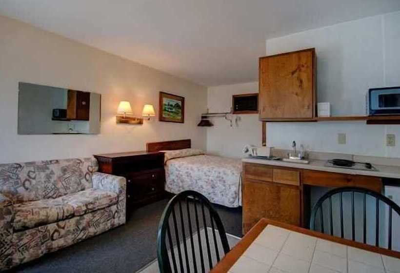 Dolphyn Motel