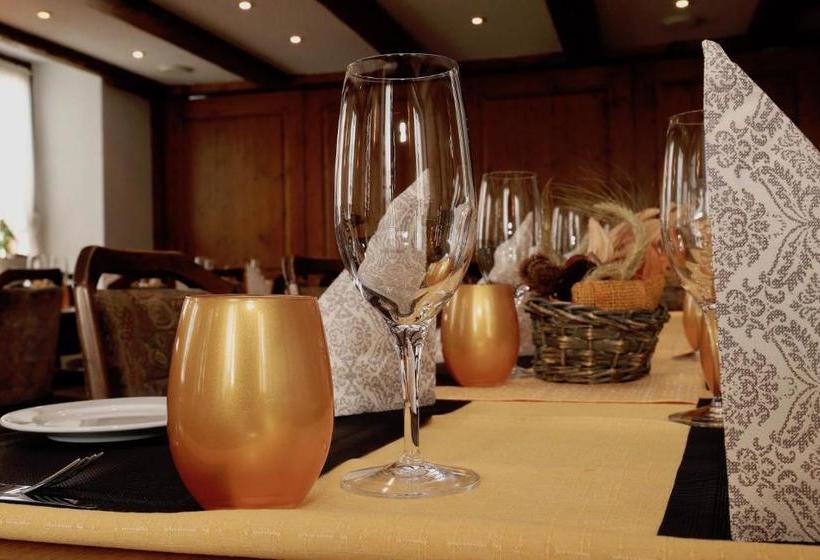 호텔 Restaurant Weisses Kreuz