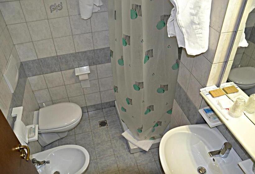 בית מלון כפרי Albergo Due Monti