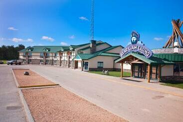 هتل Bear Claw Casino &