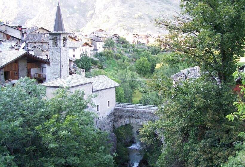 هتل Col Du Mont