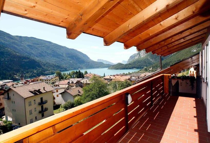 فندق Garnì Villanova