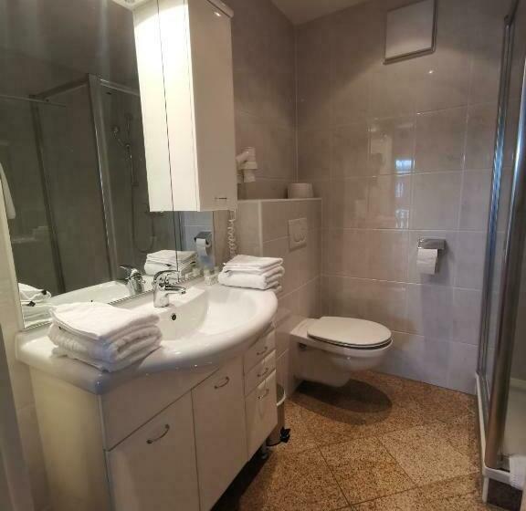 فندق Gasthof Zum Hirschen