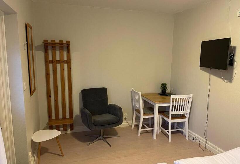 בית מלון כפרי L Luspen