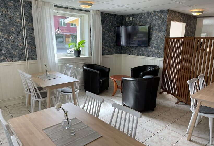 בית מלון כפרי L Luspen