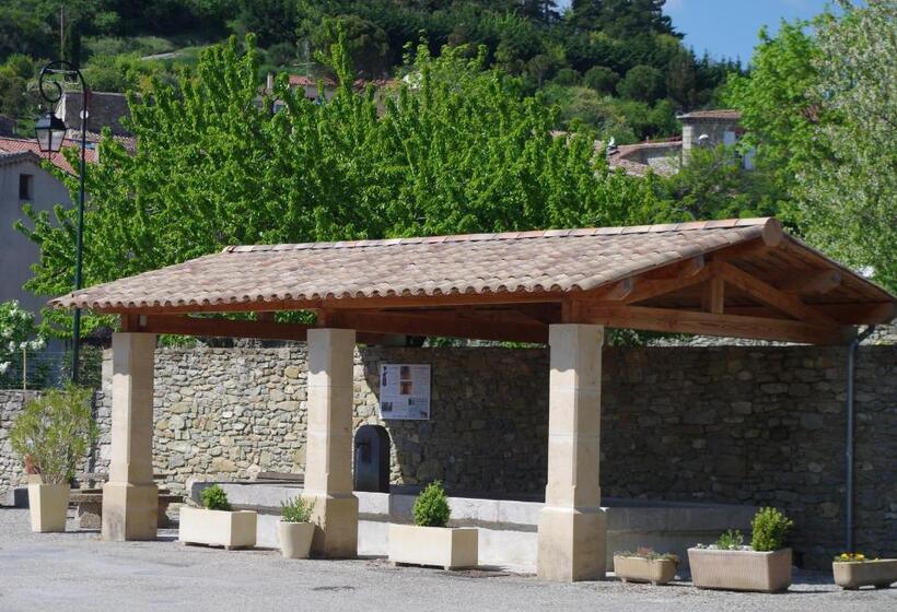 호텔 Logis Du Champ De Mars