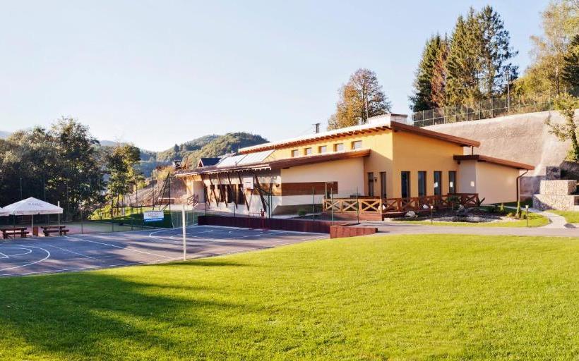 ホテル & Wellness Lesanka