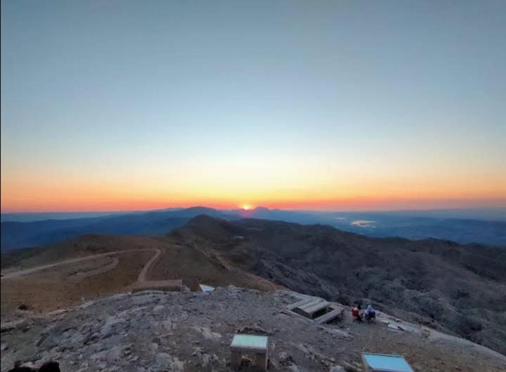 مُتل Nemrut Dağı Işik Pansi̇on