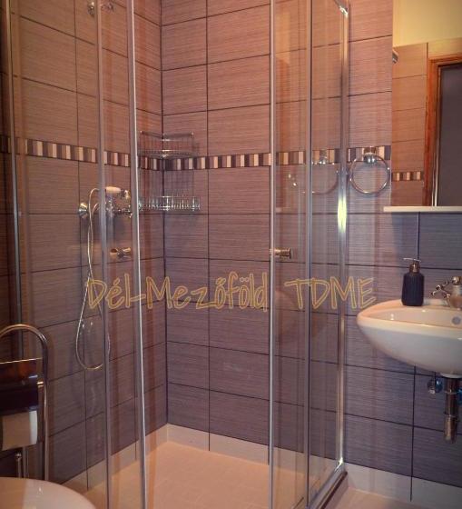 بنسيون Piszkeri Vendégház   Cece