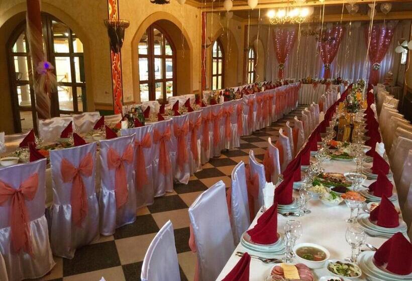 הוסטל Minihotel Zolotoe Runo
