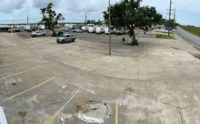 Cameron Motel