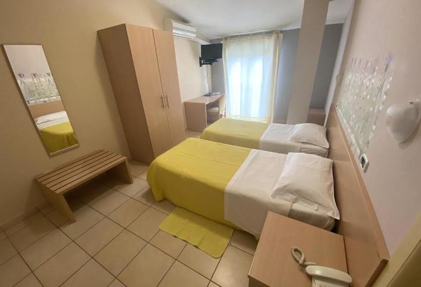 فندق Albergo Ristorante Val Vomano