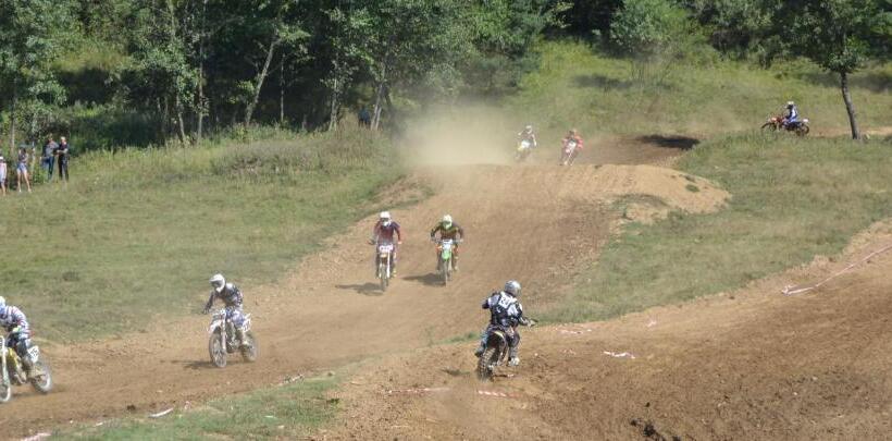 ホテル Bilovoddya