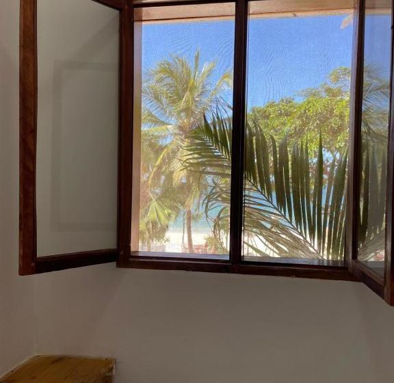 ホテル Five Palms