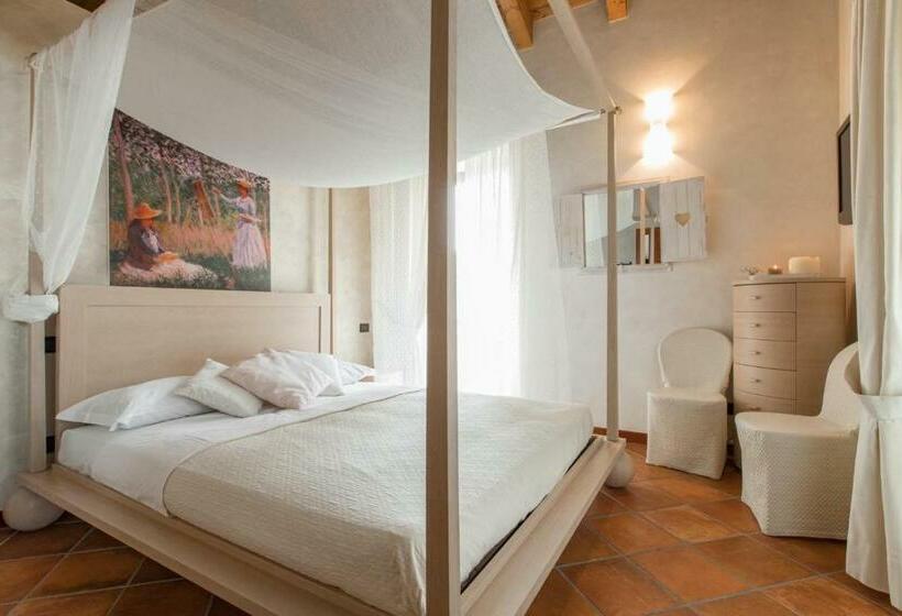 ホテル Fontanile Relais   Valcalepio Lounge