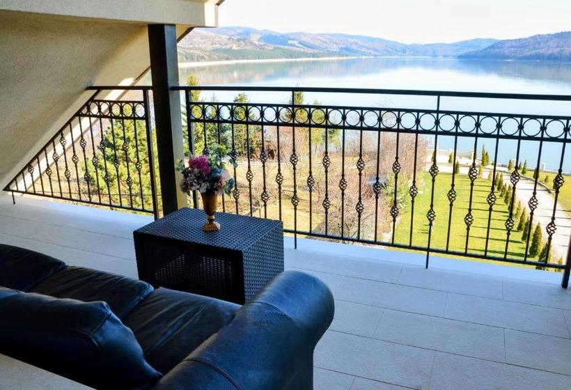 בית מלון כפרי Gradinile Romane