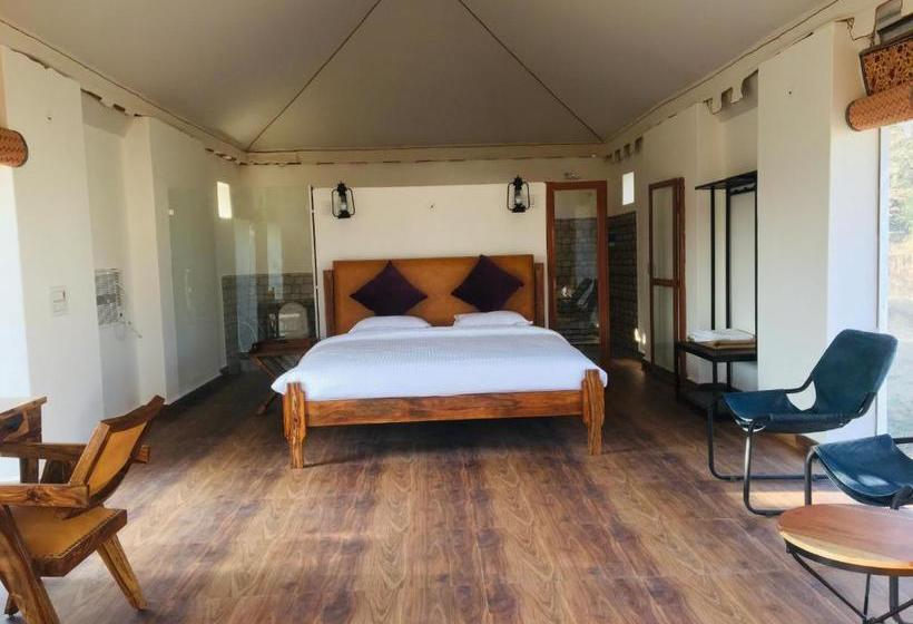Отель Sultan E Jawai Ananta Inn