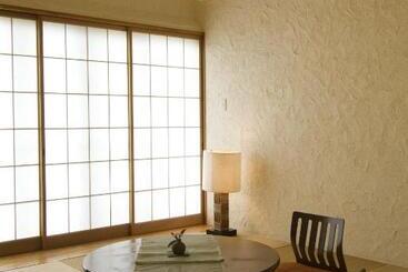Mashio Hotel & Resort