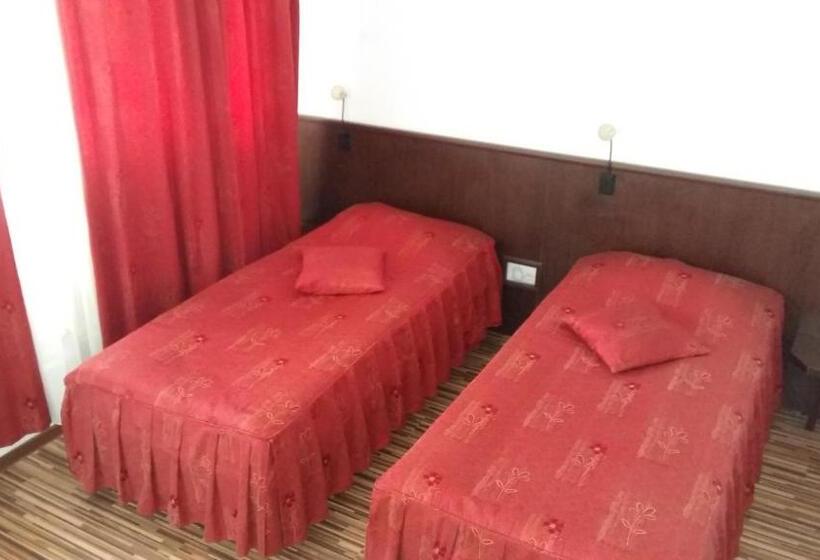 Motel Cargo