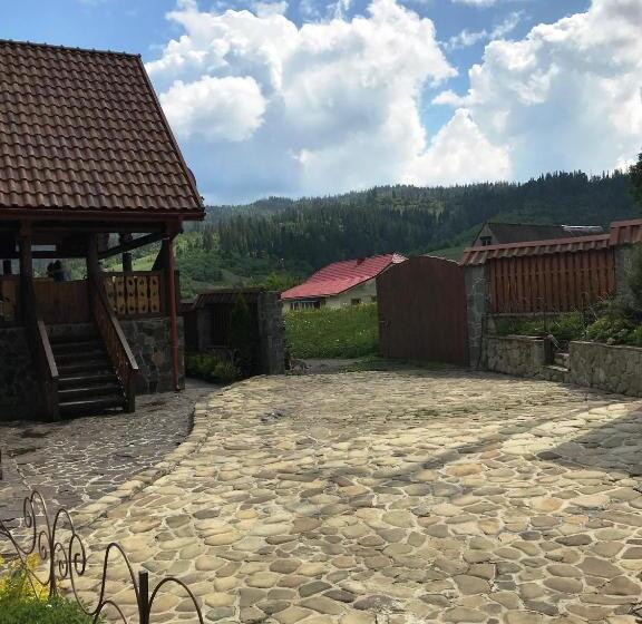 Пансион карпатське сонце
