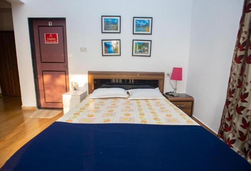 פנסיון Bendre S Holiday Home Karla