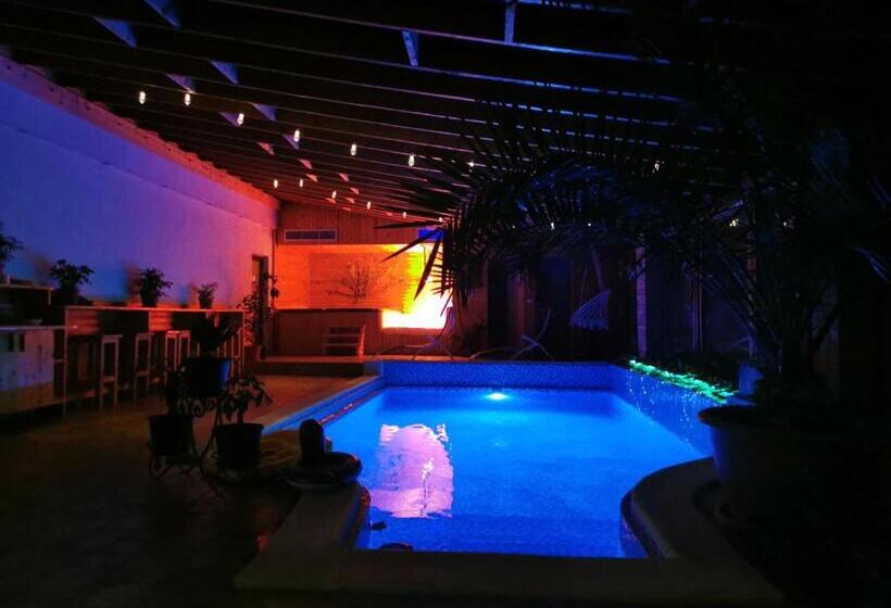پانسیون Dnt House & Spa