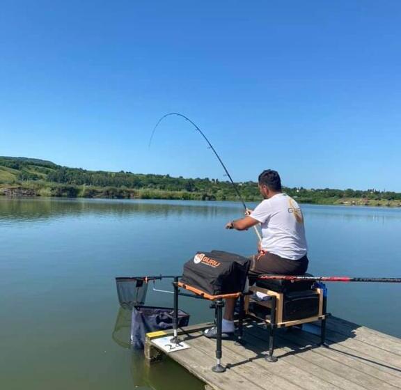 ペンション La Mos Pavel