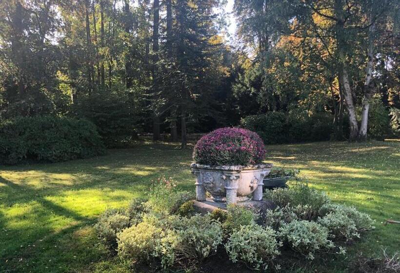 ペンション Le Baptistère   Adults Only