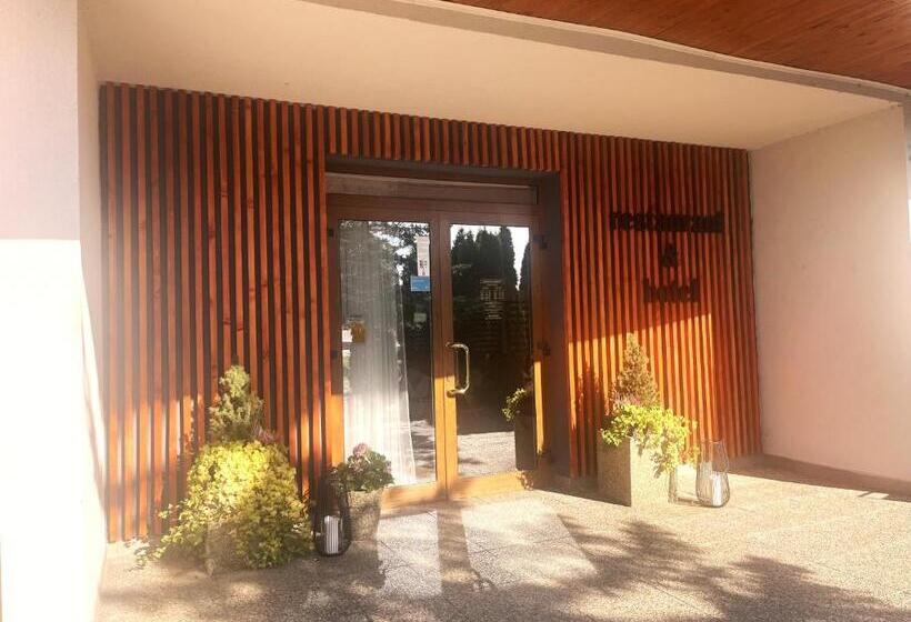 膳宿费 Raketa Residence, Restaurant &