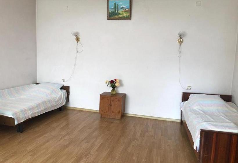 بنسيون S&s House