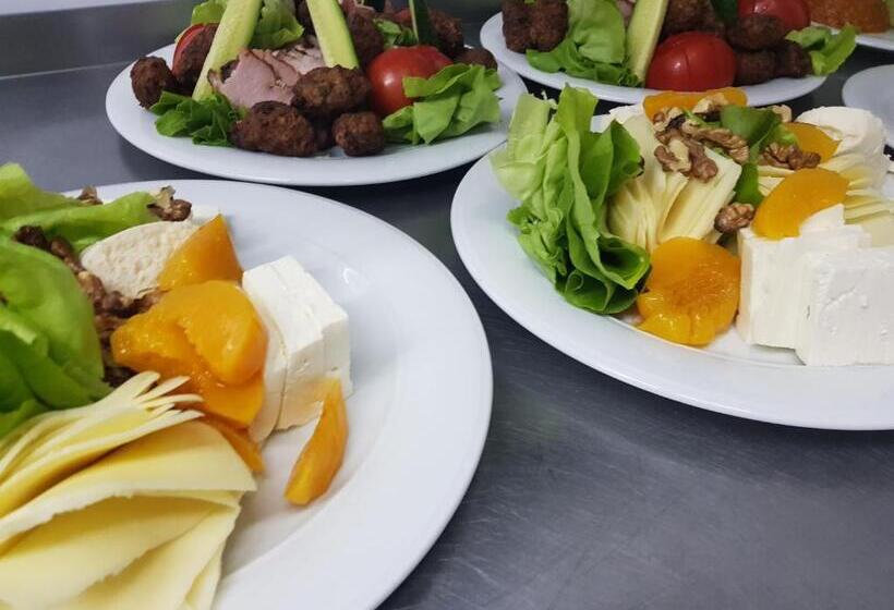 بنسيون Casa Drumetului